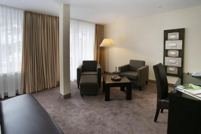 Hotel & Spa Waldecker Hof Виллинген Экстерьер фото