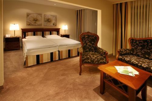 Hotel & Spa Waldecker Hof Виллинген Экстерьер фото