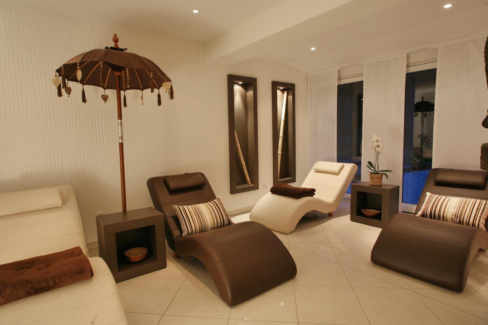 Hotel & Spa Waldecker Hof Виллинген Экстерьер фото