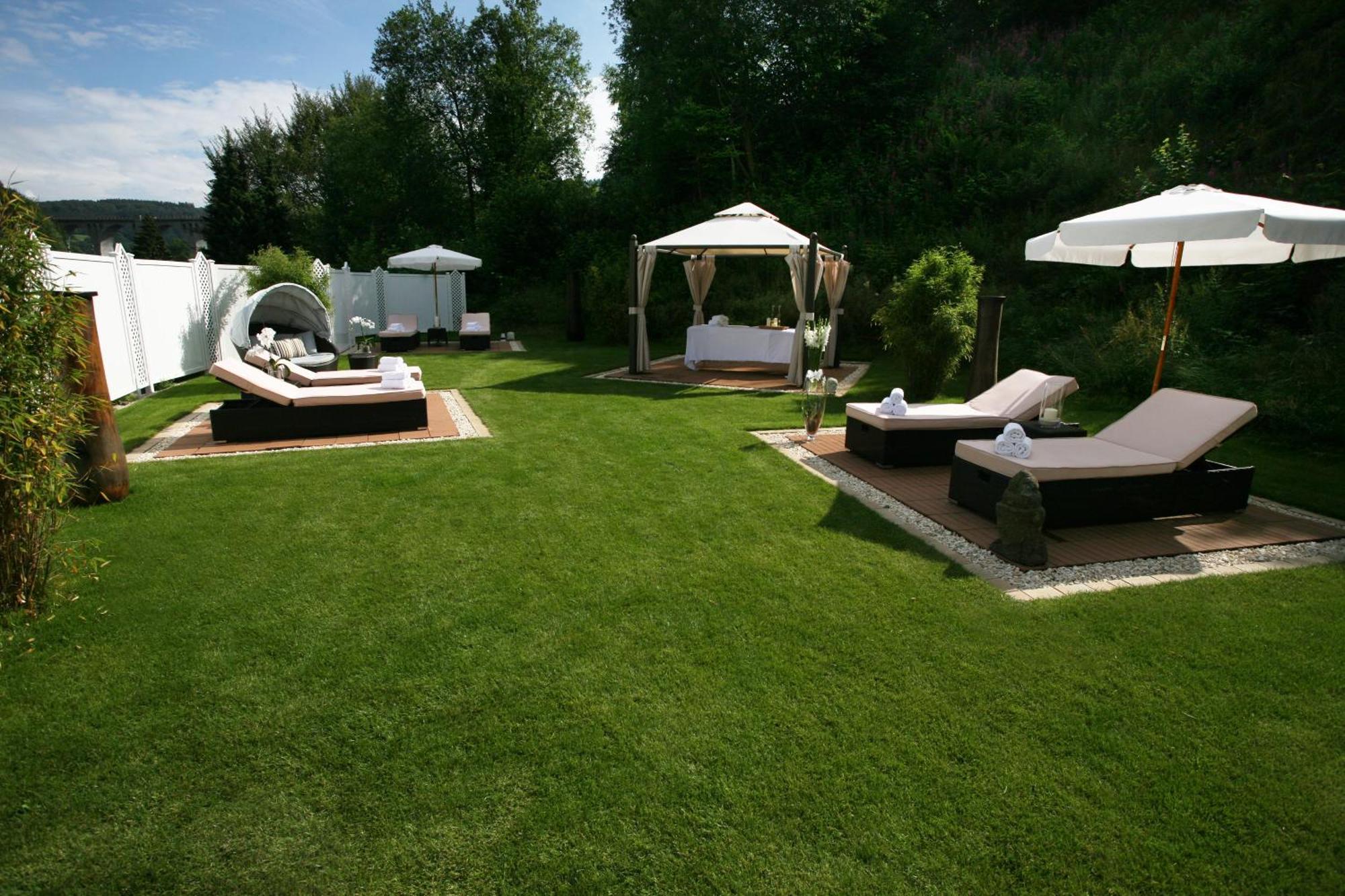 Hotel & Spa Waldecker Hof Виллинген Экстерьер фото